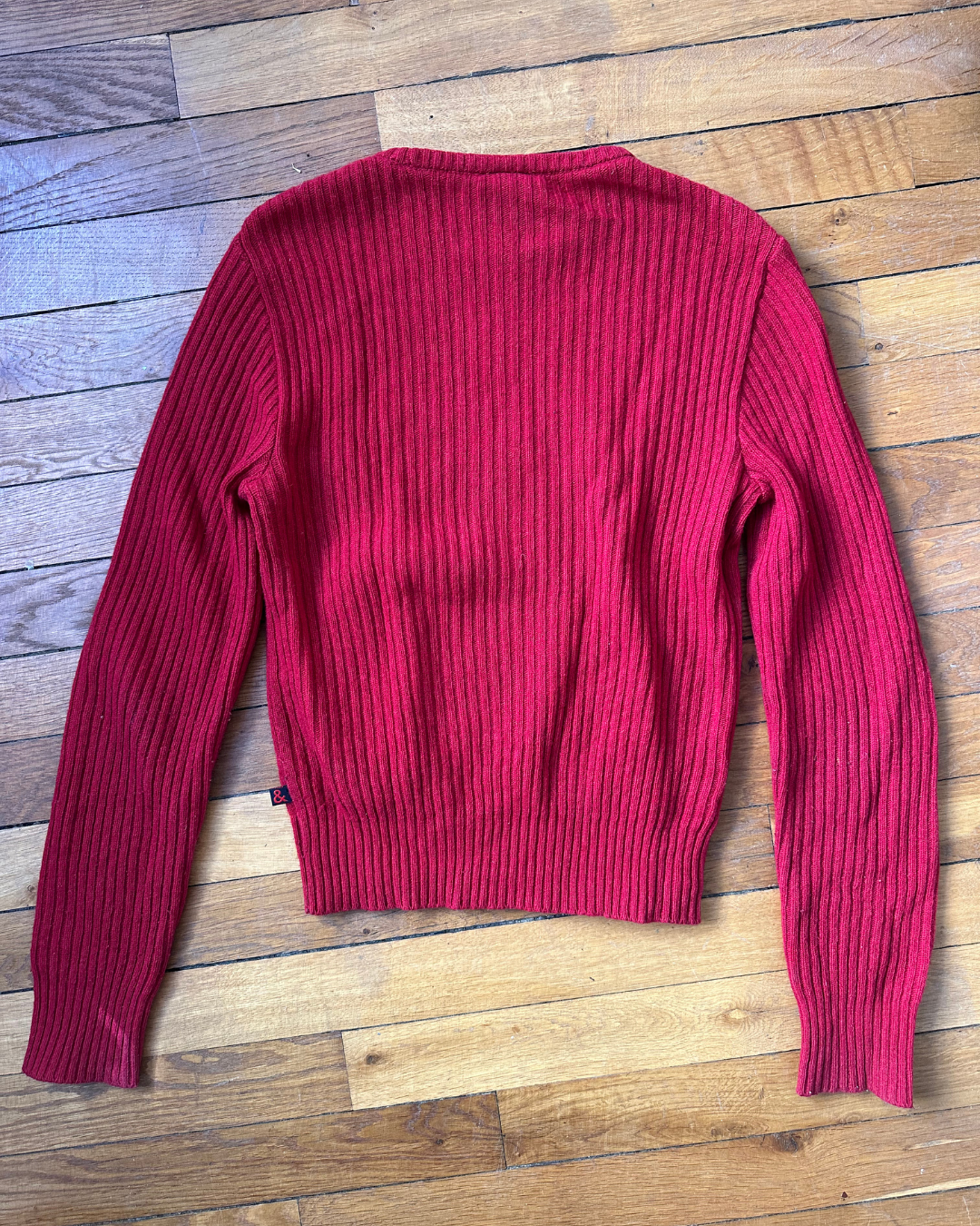 Diamond-patterned sweater