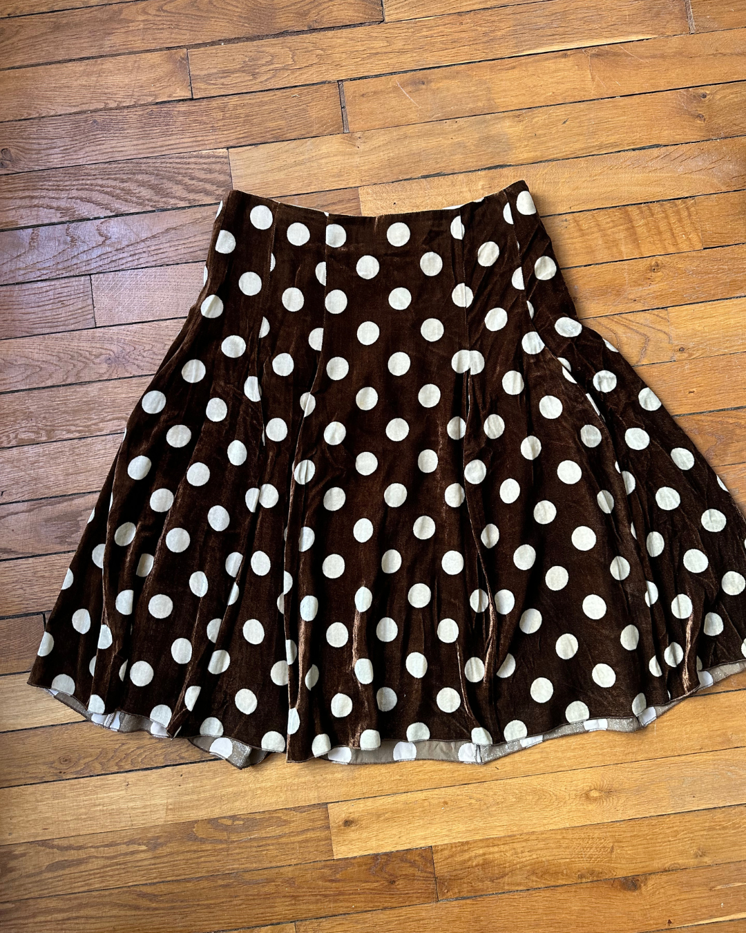 Polka dot velvet skirt
