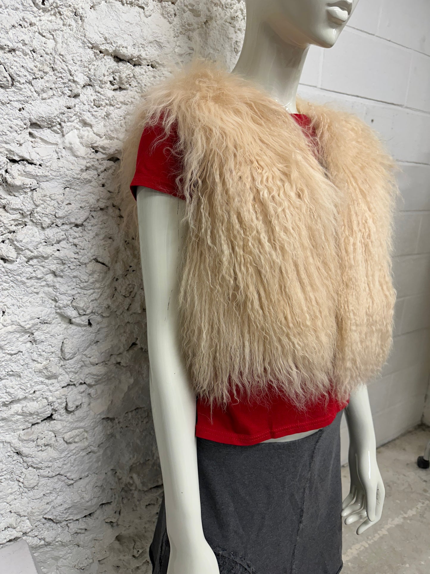 Fur vest