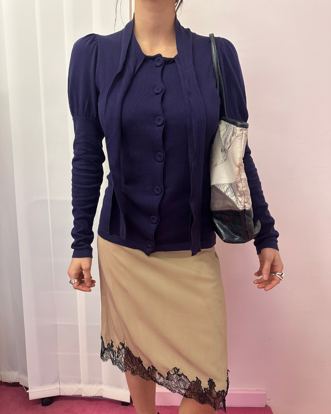 Cardigan with bow/tie