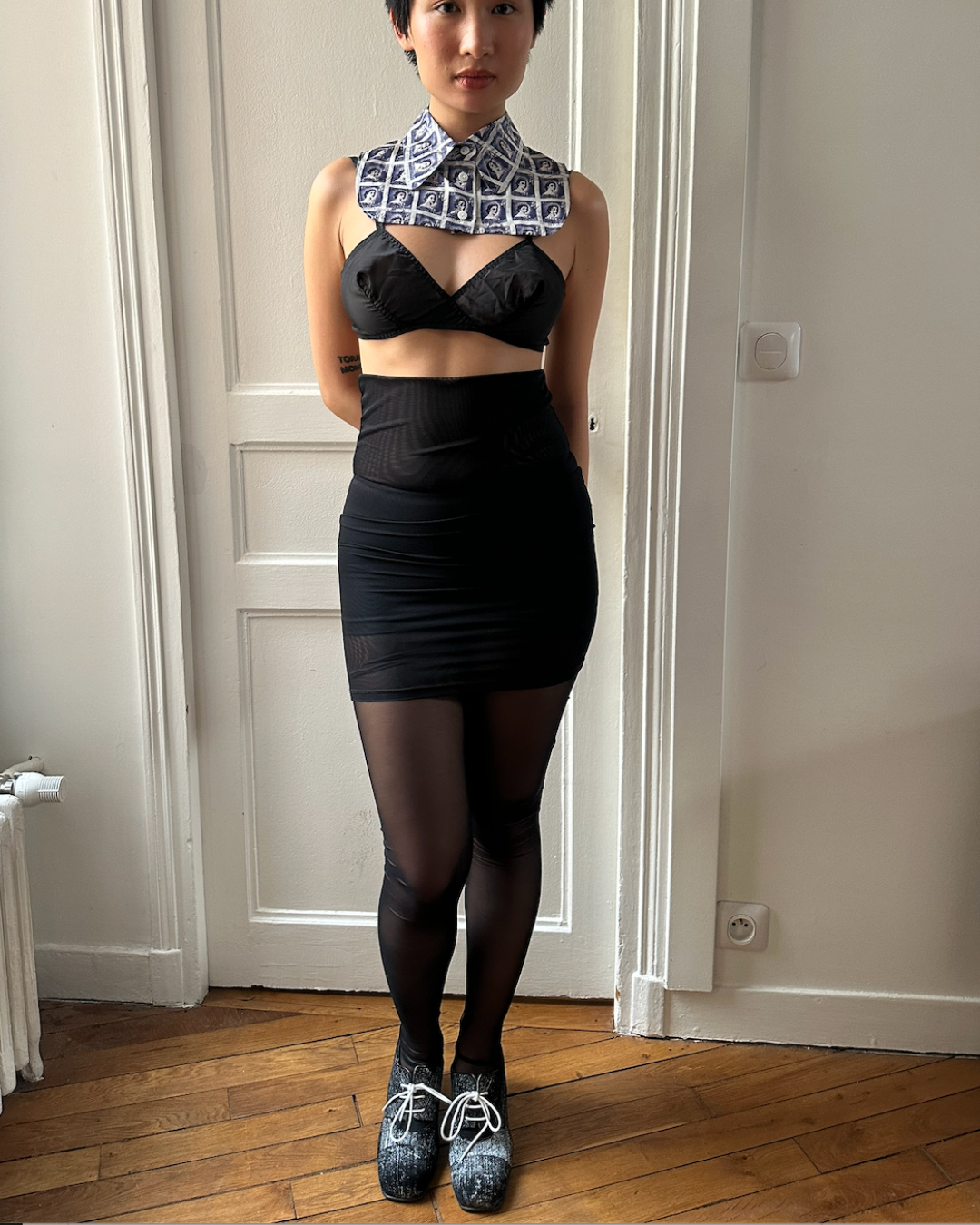 Printed Carven collar