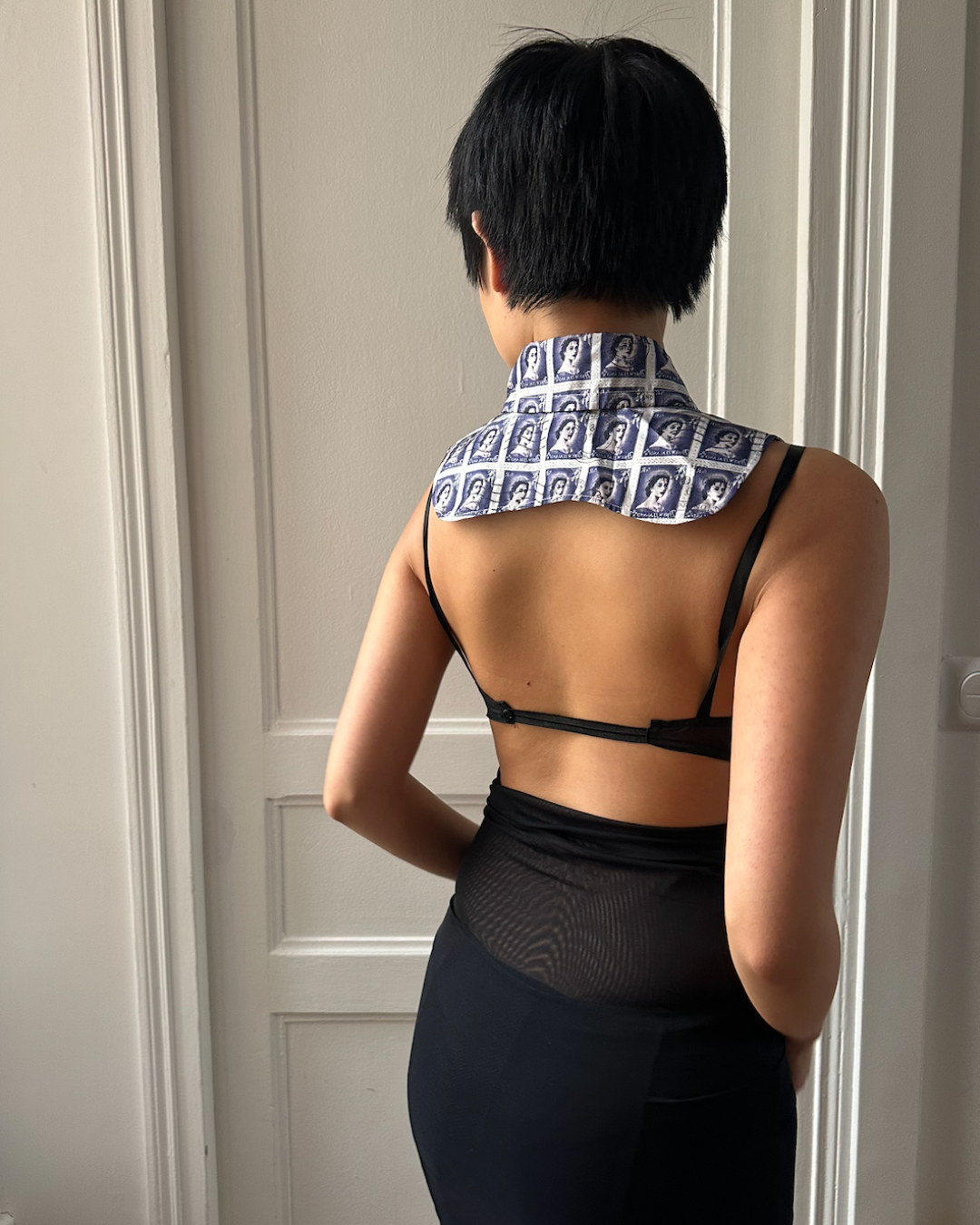 Printed Carven collar