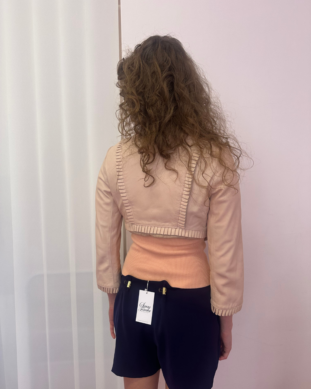 Short powder pink leather jacket