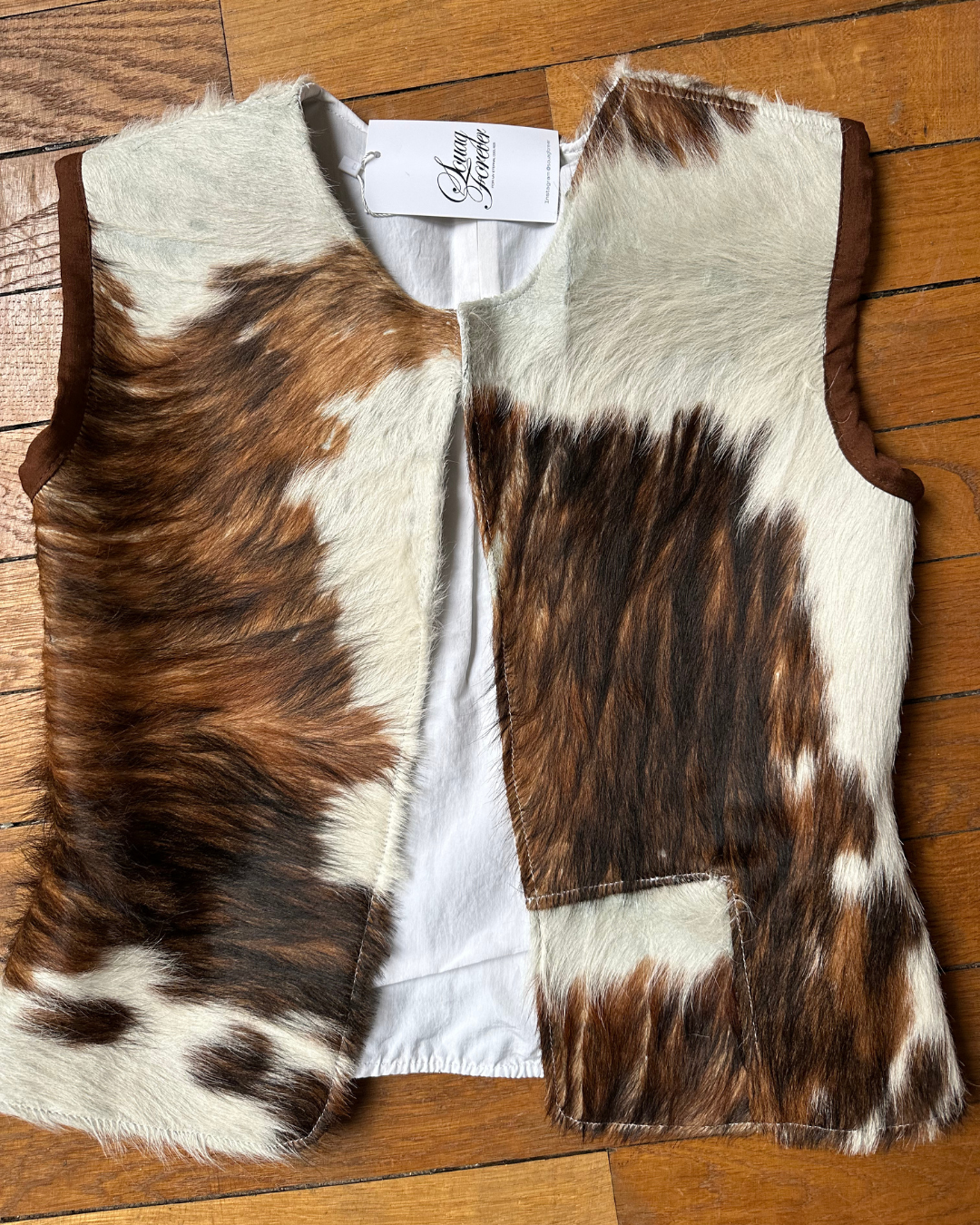 Sleeveless cowhide vest