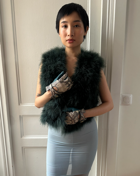 Green feather sleeveless jacket