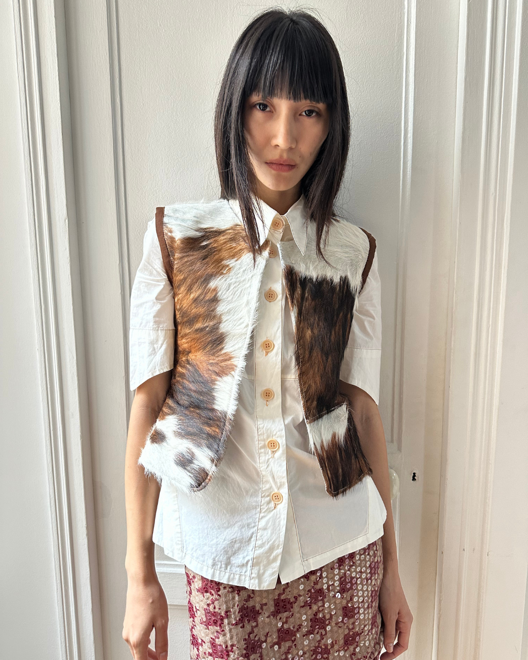 Sleeveless cowhide vest