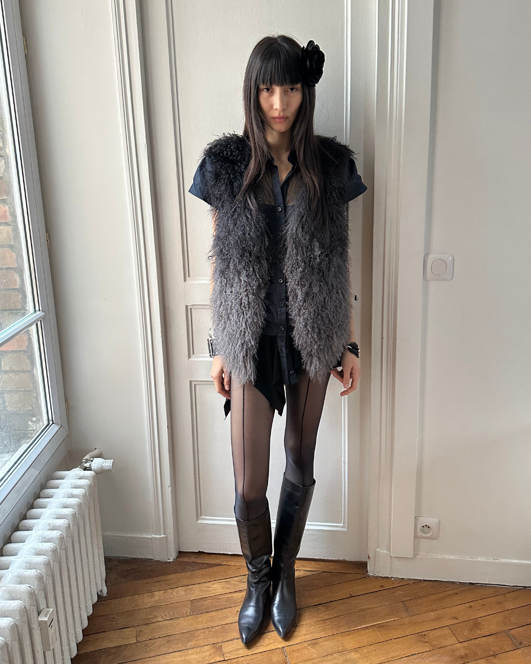Sleeveless gradient fur
