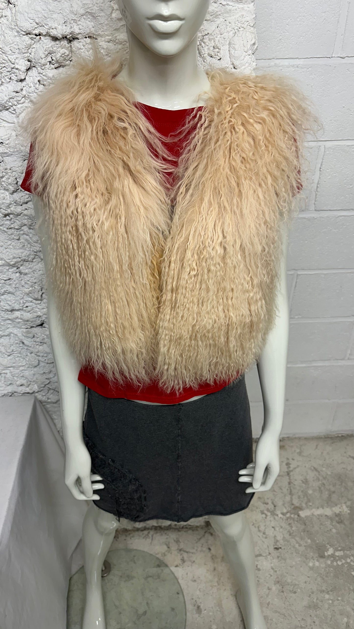 Fur vest