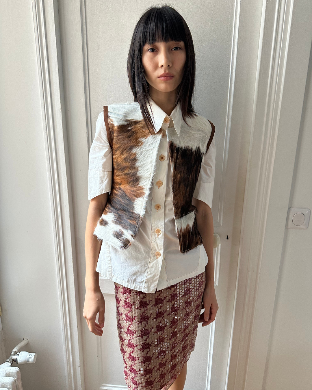 Sleeveless cowhide vest