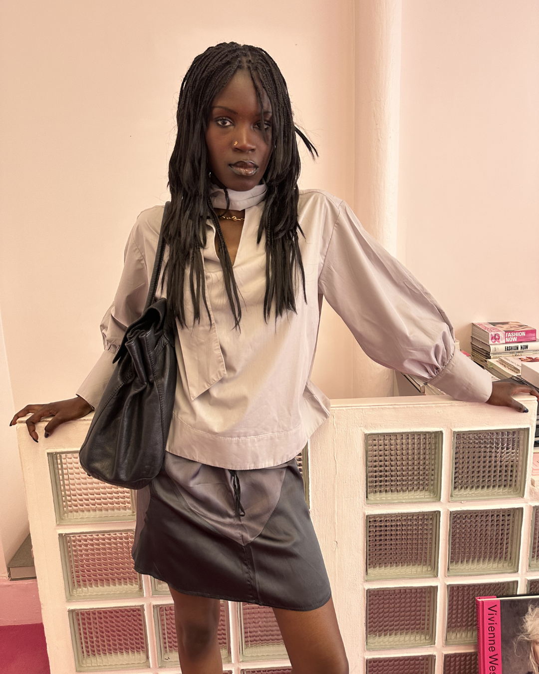 Puffy grey blouse