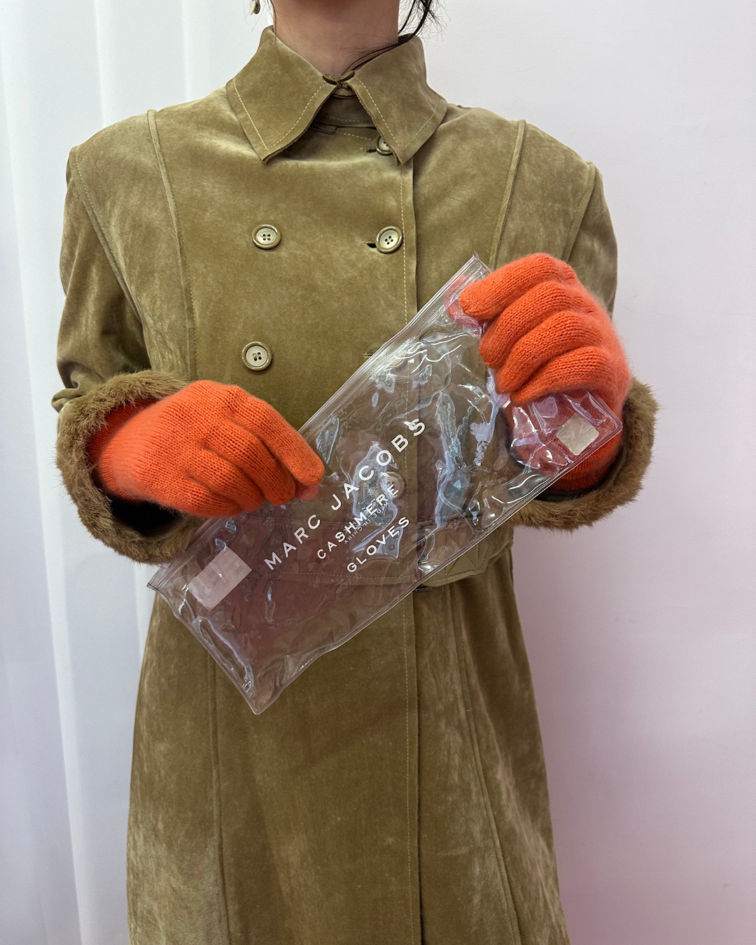 Marc Jacobs cashmere gloves