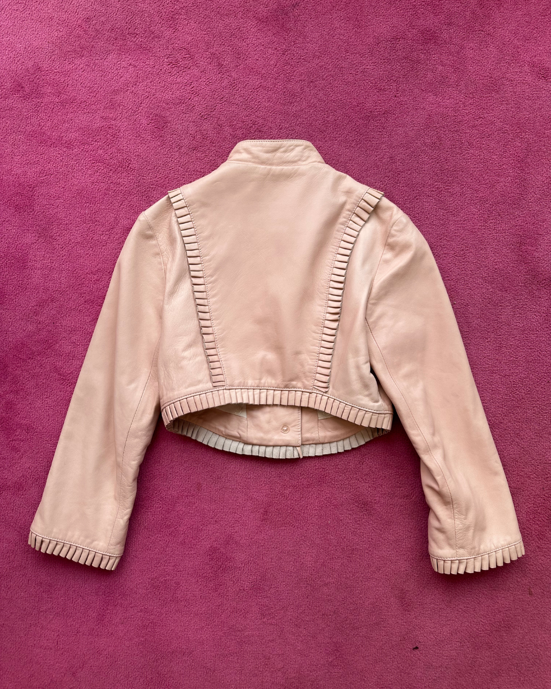 Short powder pink leather jacket