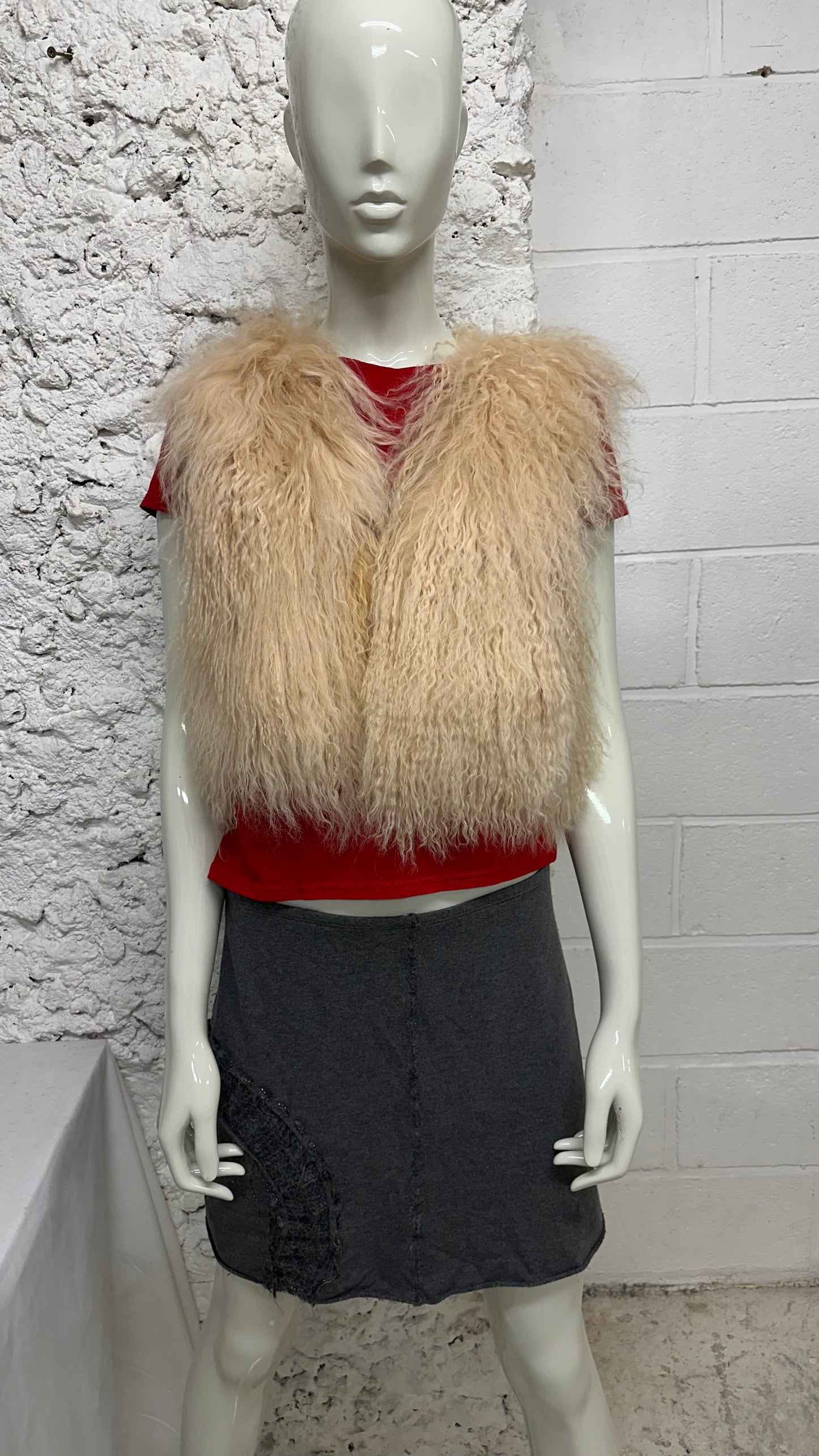 Fur vest