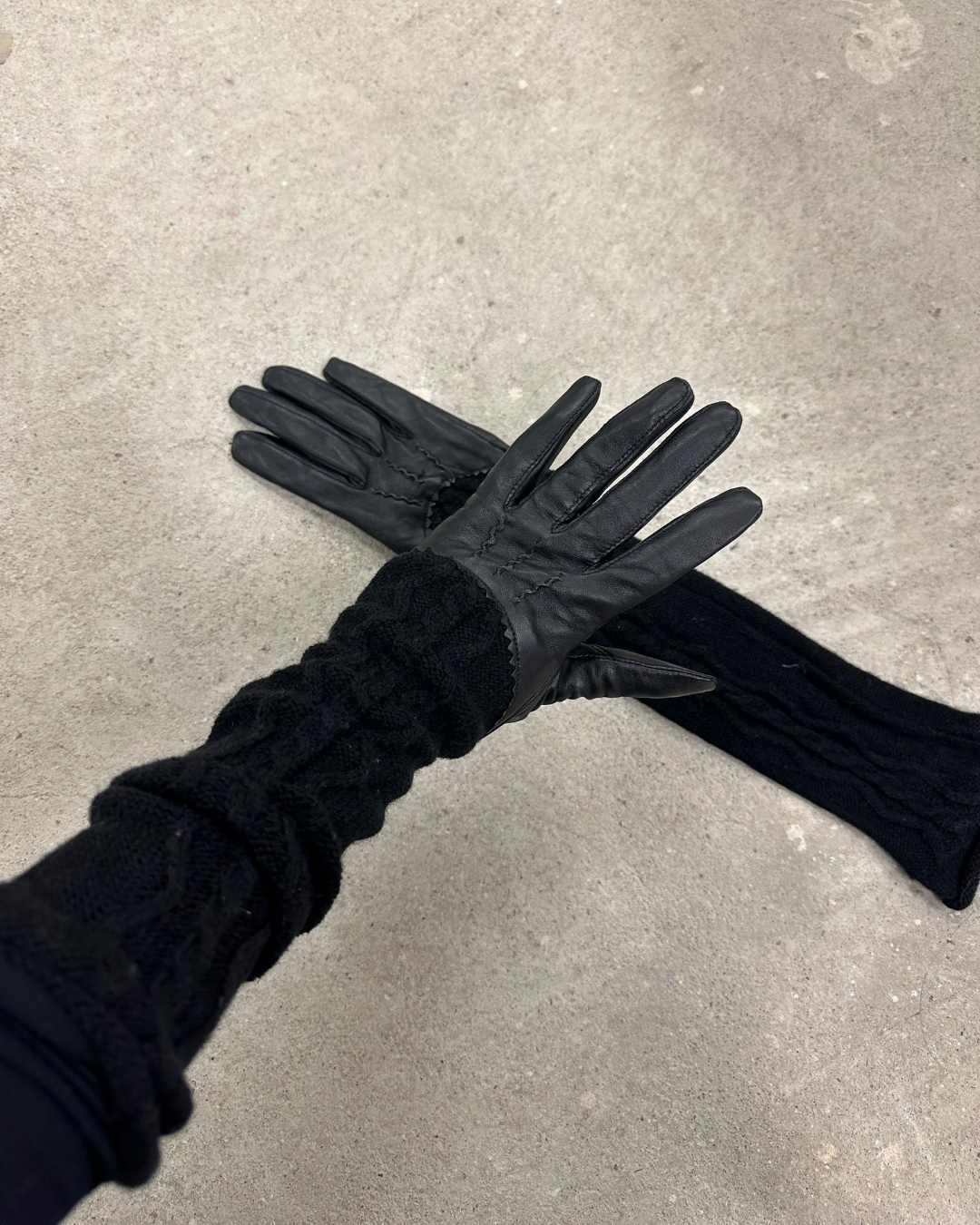 Long black gloves